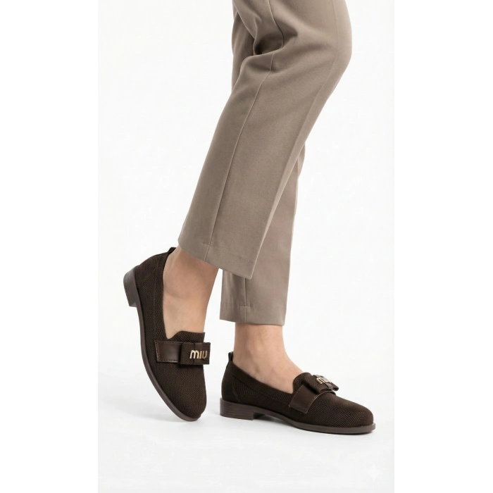 Kadın Kahverengi Suni Deri Düz Topuklu Şık Toka Detaylı Rahat Babet Ayakkabı