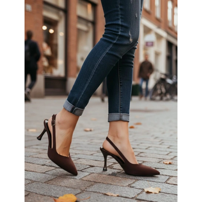 Kadın Kahverengi İnce Topuklu Sivri Burunlu Arkası Açık Şık Abiye Stiletto