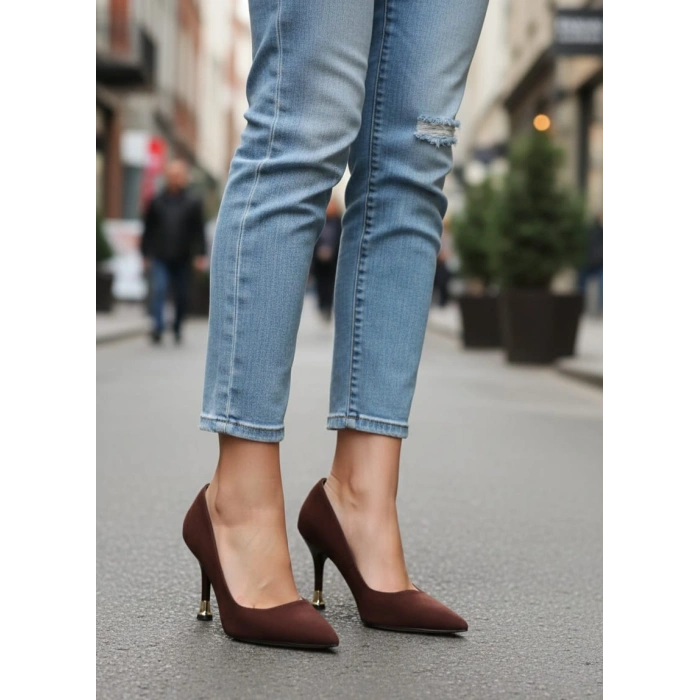 Kadın Kahve Arkası Kapalı 8 cm İnce Galvaniz Topuklu Rahat Stiletto