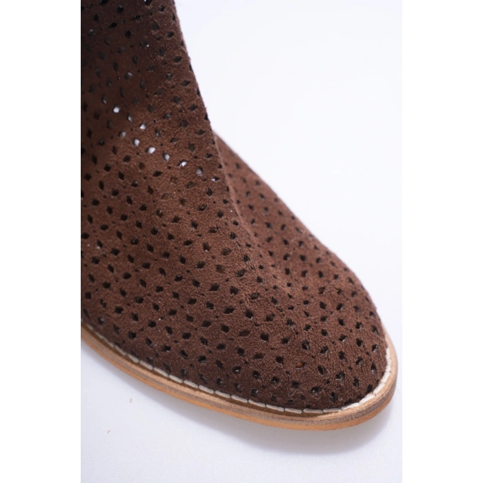 Kadın Kahverengi  Lazer Kesimli Delik Detaylı Günlük Rahat ve Şık Westren Tarzı Yazlık Bot