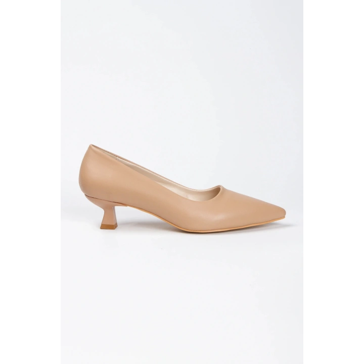 Kadın Nude Suni Deri Cilt Kısa Kadeh Topuklu Rahat ve Şık Stiletto