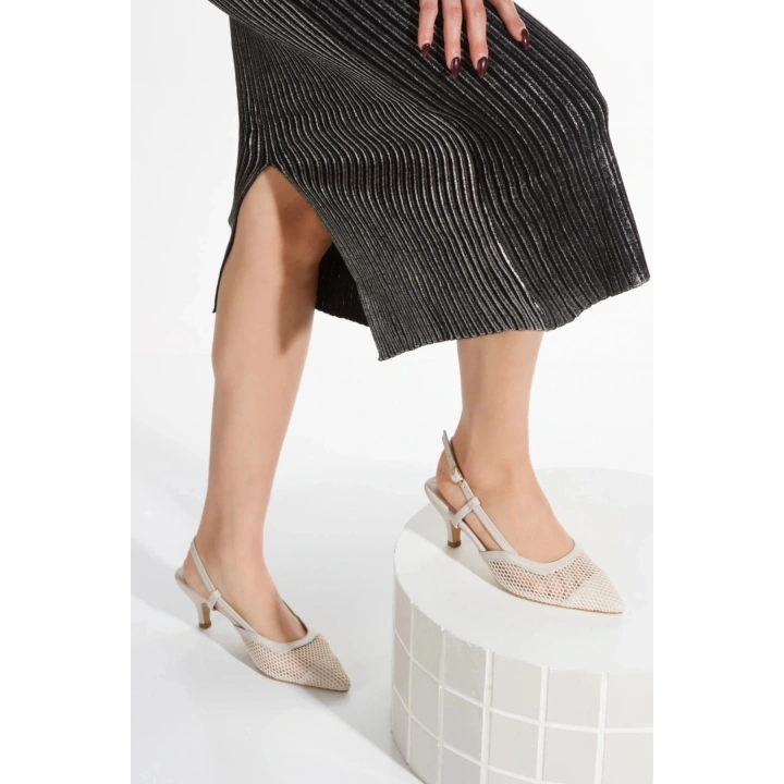 Kadın Bej  Stiletto Arkası Açık Kısa Fileli İNCE Topuklu  Şık  Stiletto