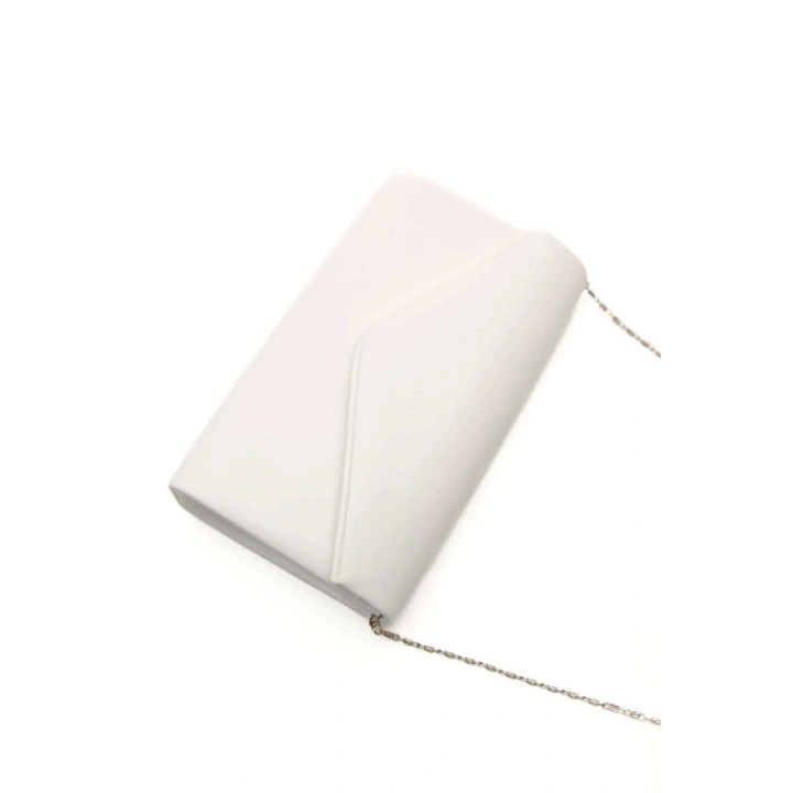 Kadın Beyaz Suni Deri Cilt Kelebek Toka Detaylı Bilekten Ayarlamalı Ayakkabı Ve Şık Çanta Kombini