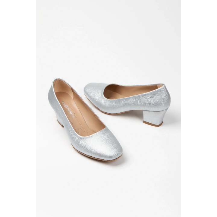 Kadın Gümüş Suni Deri 5 Cm Kısa Kalın Topuklu Rahat Stiletto