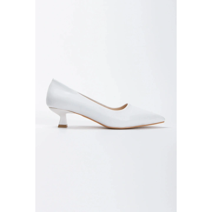 Kadın Beyaz    Kısa Kadeh Topuklu   Rahat  Şık Stiletto ve  Çanta Kombini