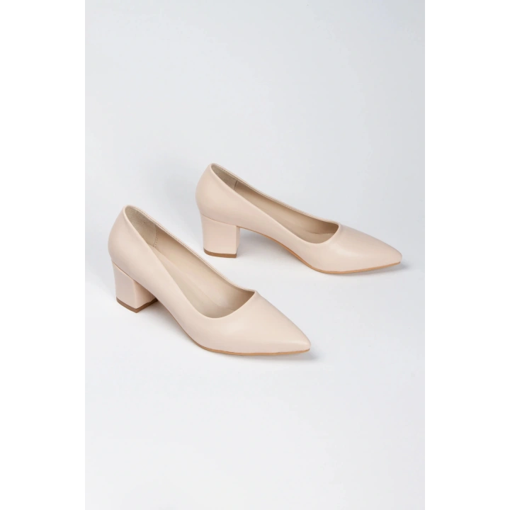 Kadın Bej-ten Suni Deri Kısa Kalın Topuklu Rahat Ve Şık Stiletto