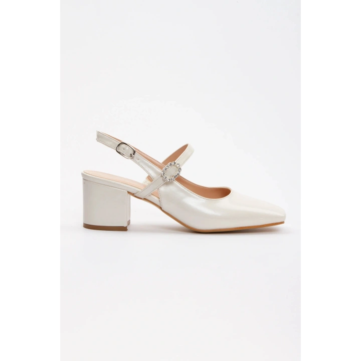 Kadın Sedef Suni Deri Cilt Kalın Topuklu Şık Küçük Toka Detaylı Rahat Yazlık Ayakkabı