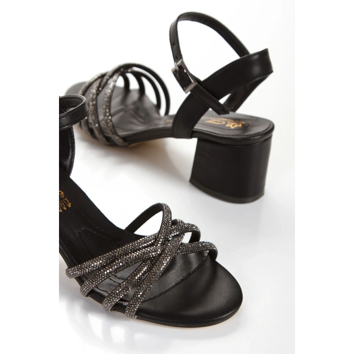 Kadın Siyah Abiye Parlak Damla Taşlı Baklava Desenli Şık Ayakkabı ve Çanta Kombini