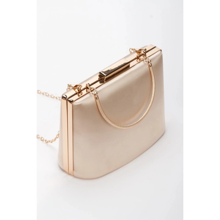 Kadın Altın Saten 7 cm İnce Topuklu Şık Damla Taşlarla Bezenmiş Rahat Stiletto ve Çanta Kombini