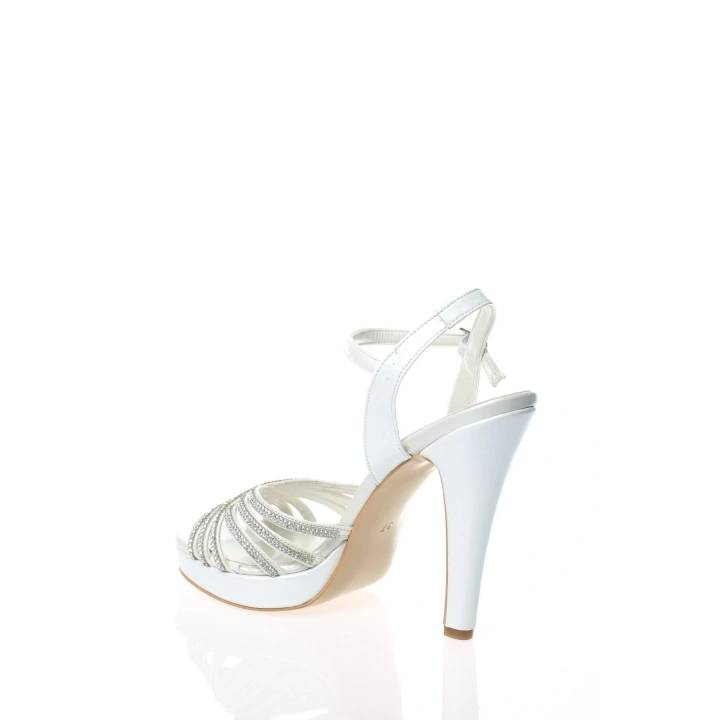 Kadın Beyaz Platformlu İnce Topuklu Şık Çapraz Taş Detaylı Abiye Ayakkabı