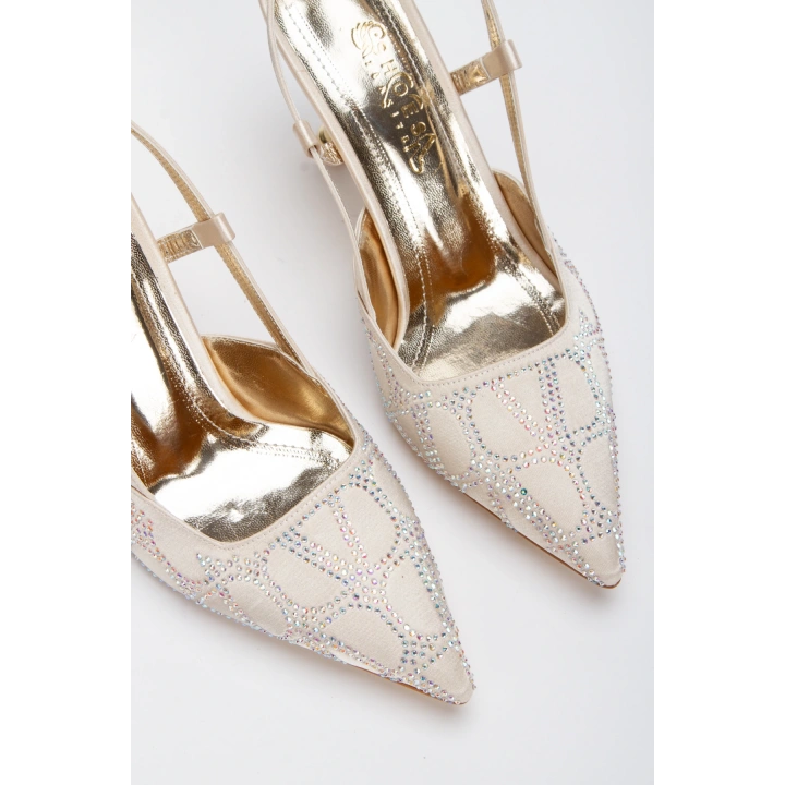 Kadın Altın Saten Desenli Taşlarla Bezenmiş 8 cm İnce Galvaniz Topuklu Rahat Stiletto