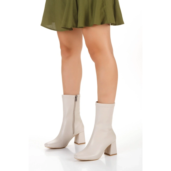 Kadın Bej Suni Deri Cilt Köşeli Küt Burunlu Kalın Topuklu Rahat Kışlık Bot