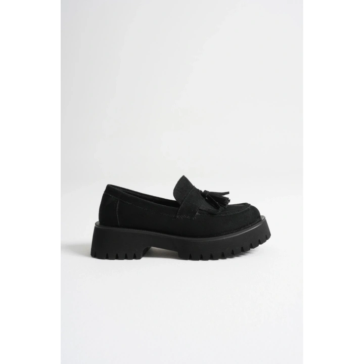 Kadın Siyah Süet Şık Püskül Detaylı Kalın Tabanlı Rahat Loafer Ayakkabı
