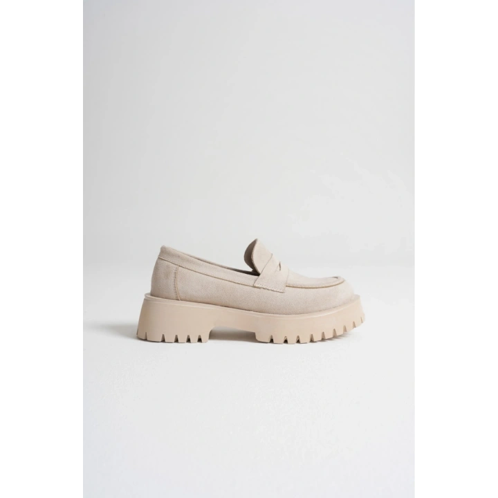 Kadın Bej Süet Kalın Tabanlı Rahat Loafer Ayakkabı