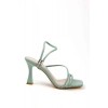 Kadın Mint Yeşil Suni Deri Cilt Kelebek Toka Detaylı Bilekten Ayarlamalı Kadeh Topuklu Ayakkabı