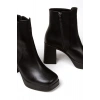 Kadın Siyah Yeni Tarz Küt Burunlu Hafif ve Yüksek Topuklu Dekolte Sade Rahat Şık Bot