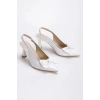 Kadın Beyaz Rugan Fiyonklu Kısa İnce Topuklu Sivri Burunlu Şık Stiletto Ayakkabı