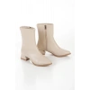 Kadın Bej Suni Deri Cilt Sivri Burunlu Kalın Topuklu Rahat Kışlık Bot
