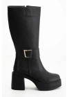 Kadın Siyah Suni Deri Cilt Kalın Hafif Tabanlı Şık Toka Detaylı Rahat Çizme