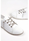 Kadın Snekar Beyaz Tabanı Ve Bağcıkları Taşlı Şık Ve Rahat Spor Ayakkabı
