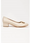 Kadın Bej-ten Suni Deri Cilt Stiletto 3 Cm Kısa Kalın Topuklu Şık Toka Detaylı Rahat Stiletto