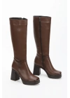 Kadın Kahve Suni Deri Cilt Yeni Tarz Küt Burunlu Hafif ve Yüksek Topuklu Düz Şık Rahat Çizme