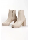 Kadın Bej Yeni Tarz Küt Burunlu Hafif ve Yüksek Topuklu Dekolte Sade Rahat Şık Bot