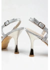 Kadın  Gümüş Yılan  İkonik Yeni Tarz Topuklu Arkası Açık   Şık ve  Rahat Stiletto