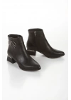 Kadın Siyah Sivri Burunlu Galvaniz Kalın Topuklu Şık Fiyonk Detaylı Rahat Kışlık Bot