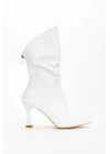 Kadın Beyaz Suni Deri Cilt Sivri Burunlu İnce Topuklu Rahat Şık Bot