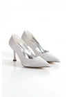 Kadın Gümüş Saten Arkası Kapalı 8 cm İnce Galvaniz Topuklu Rahat Stiletto