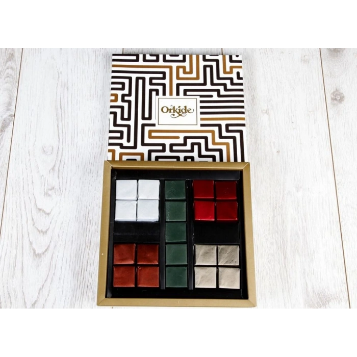 21li Desenli Kutu Çikolata