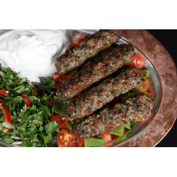 SEBZELİ KUZU ŞİŞ KÖFTE
