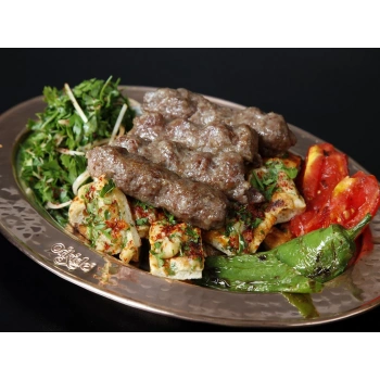 SARIMSAKLI ŞİŞ KÖFTE
