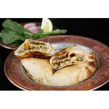 PEYNİRLİ BÖREK ( 2 Adet )