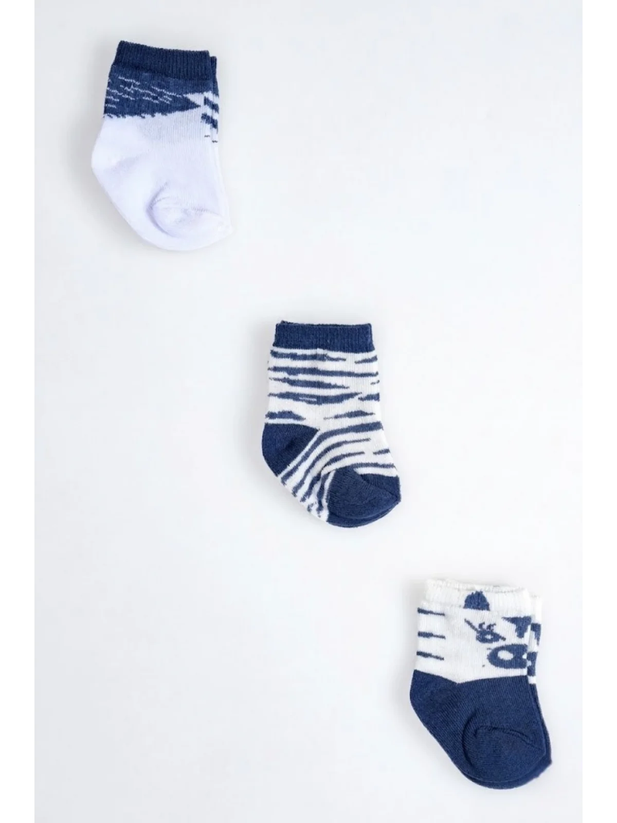 Cocole Socks Erkek Çocuk Soket Çorabı 3’lü Set – Pamuklu Soyut Figür Desenli