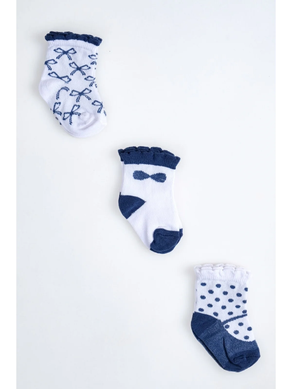 Cocole Socks Kız Çocuk Soket Çorabı 3’lü Set – Pamuklu Fırfırlı Bilekli & Fiyonk & Puantiye Desenli