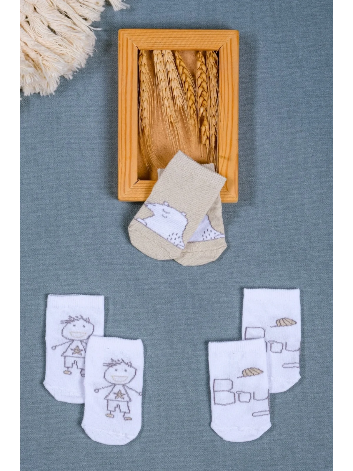 Cocole Socks Erkek Bebek Soket Çorabı 3’lü Set – Pamuklu Vizon Ayıcık & Çocuk Figür Desenli