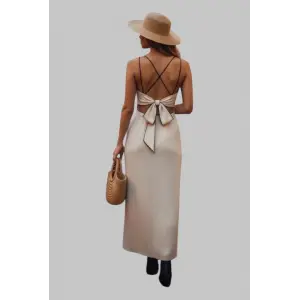 Dora Beyaz Askılı Sırt Bağlama Detay Uzun Yırtmaçlı Örme Likralı Elbise Tasarım W 2026