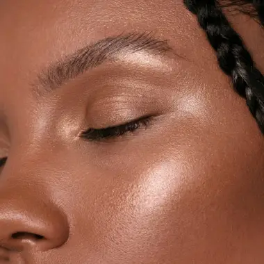 Leke Karşıtı, Cilt Aydınlatmaya Yardımcı Bakım Seti