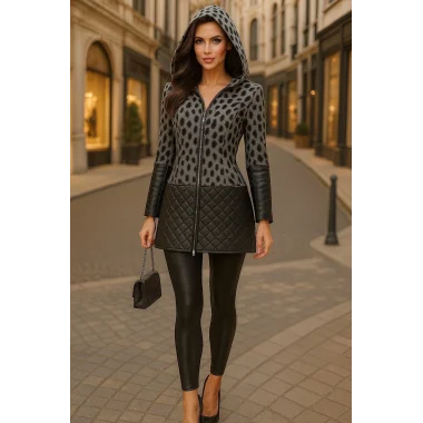 Jennifer Deri Kombineli Kapüşonlu Tasarım Kaban