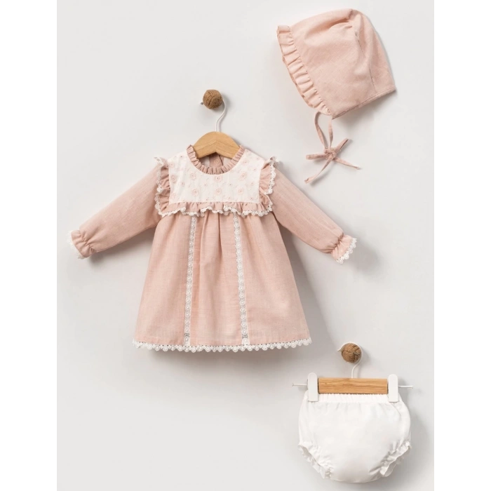 ÇİÇEK İŞLEMELİ ŞAPKALI BEBE KIZ ELBİSE