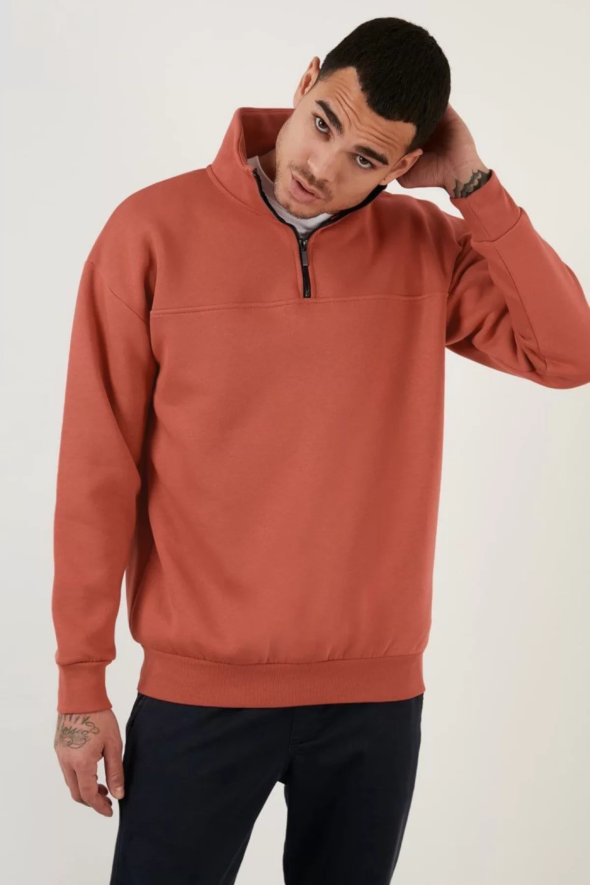 ToptanYarım Fermuarlı Yakalı SweatShirt