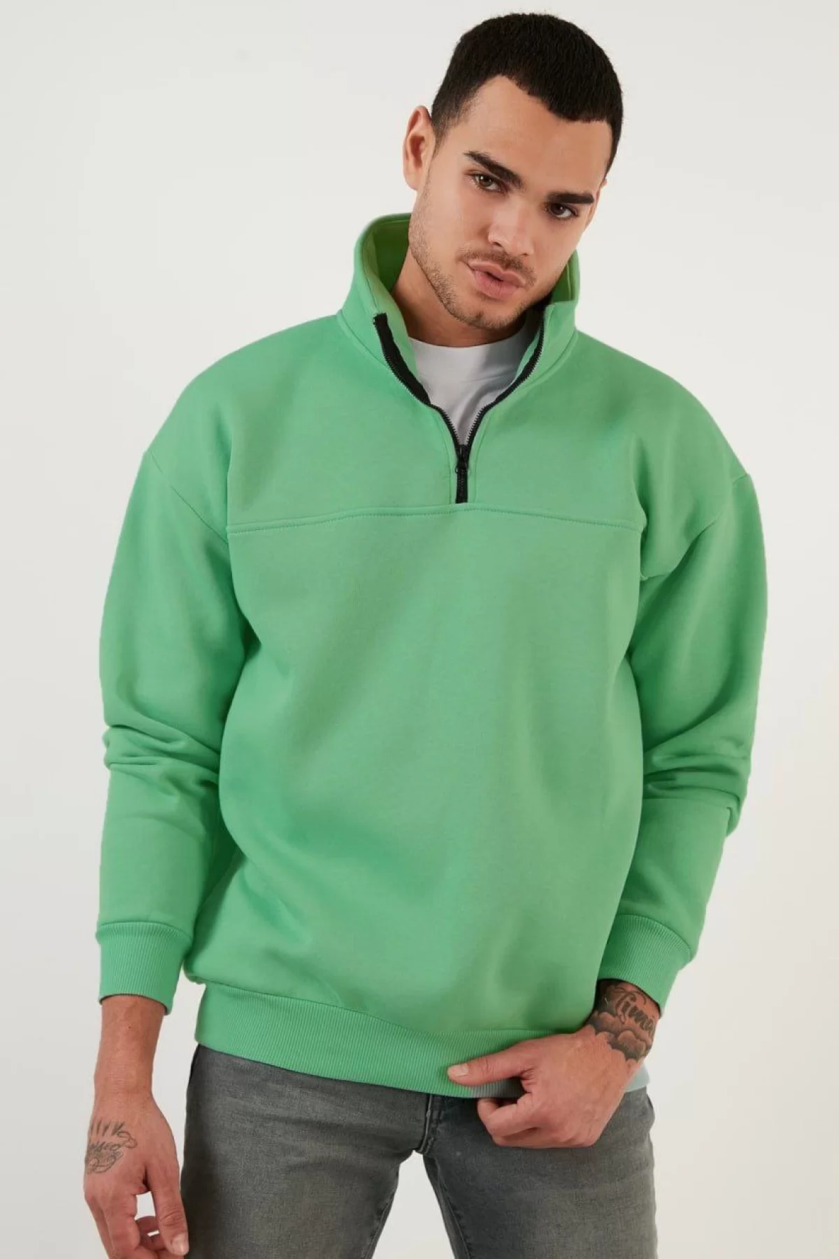 ToptanYarım Fermuarlı Yakalı SweatShirt