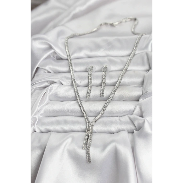 Gümüş Renk Baget Zirkon Taşlı Kadın Kolye Küpe Set