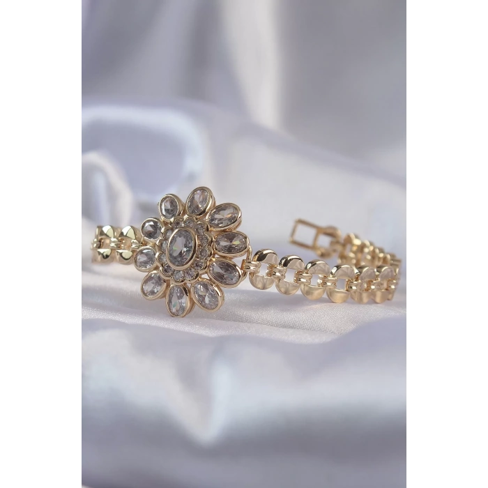 Pirinç Gold Renk İri Zirkon Taşlı Çiçek Figürlü Bileklik