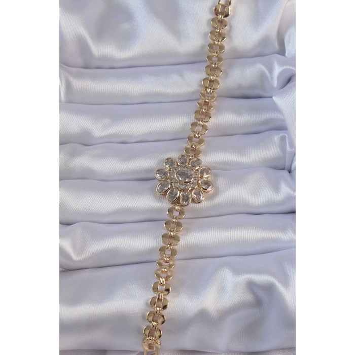 Pirinç Gold Renk İri Zirkon Taşlı Çiçek Figürlü Bileklik