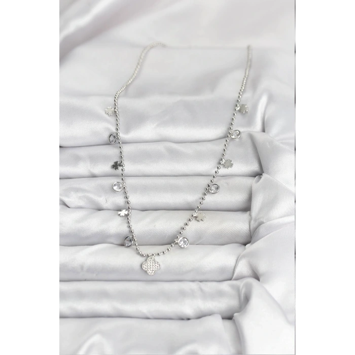 Pirinç Gümüş Renk Yonca Model Kadın Kolye