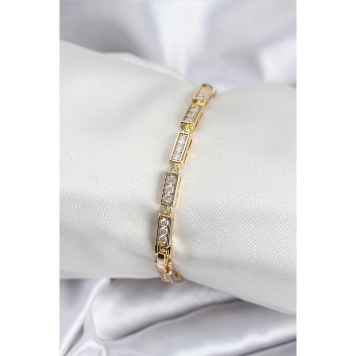 Pirinç VIP Seri Gold Renk Parçalı Model Kadın Bileklik