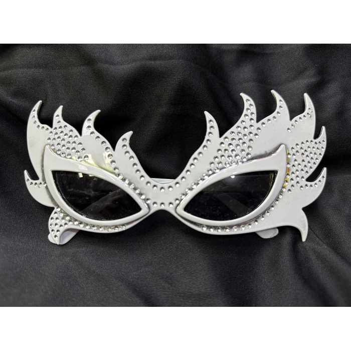 Taşlı Göz Kamaştıran Gecenin Yıldızı Beyaz Parti Alev Gözlük